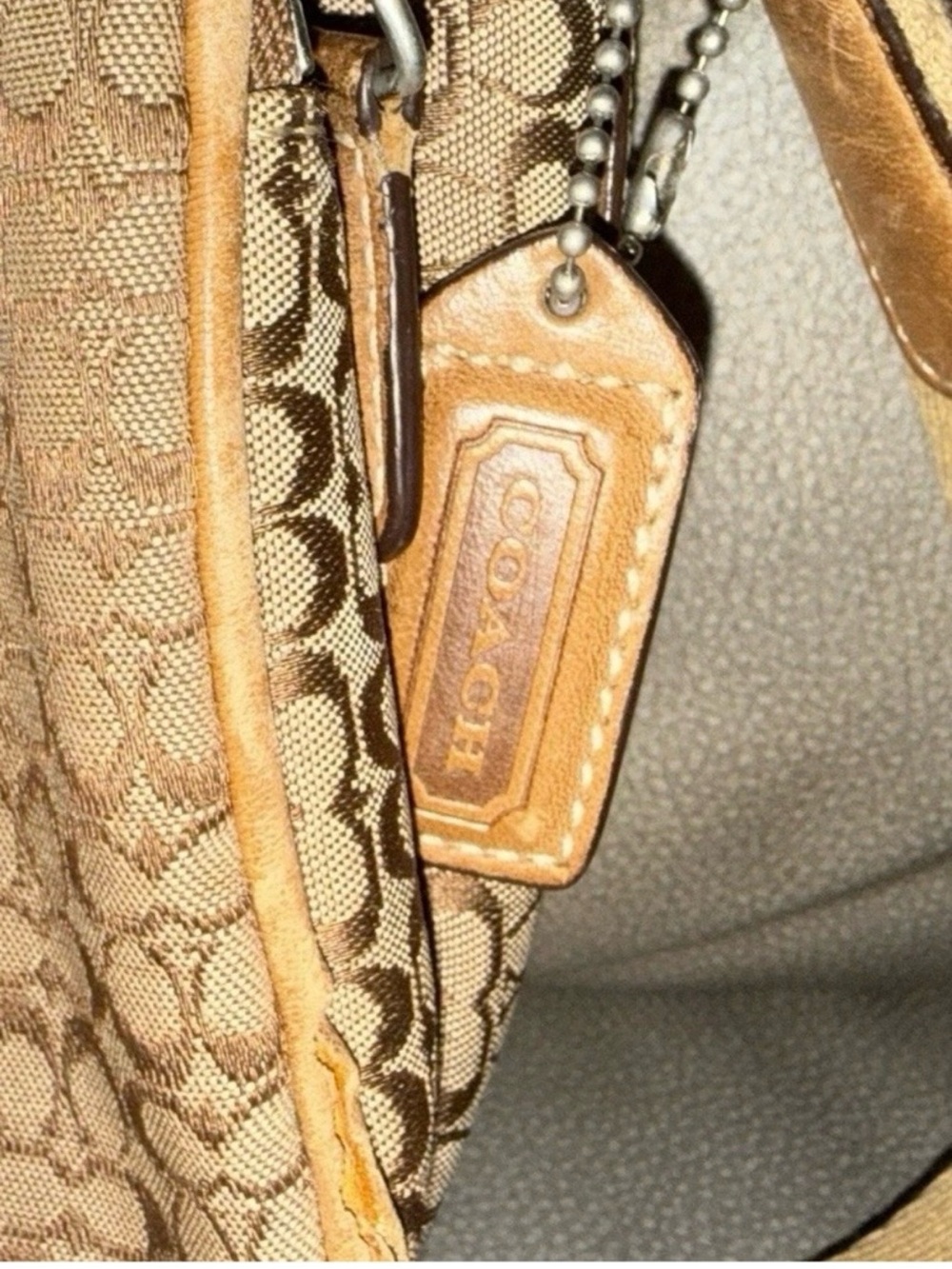 Coach Beige/Tan Signature Canvas Crossbody Messenger - Picture 3 of 7